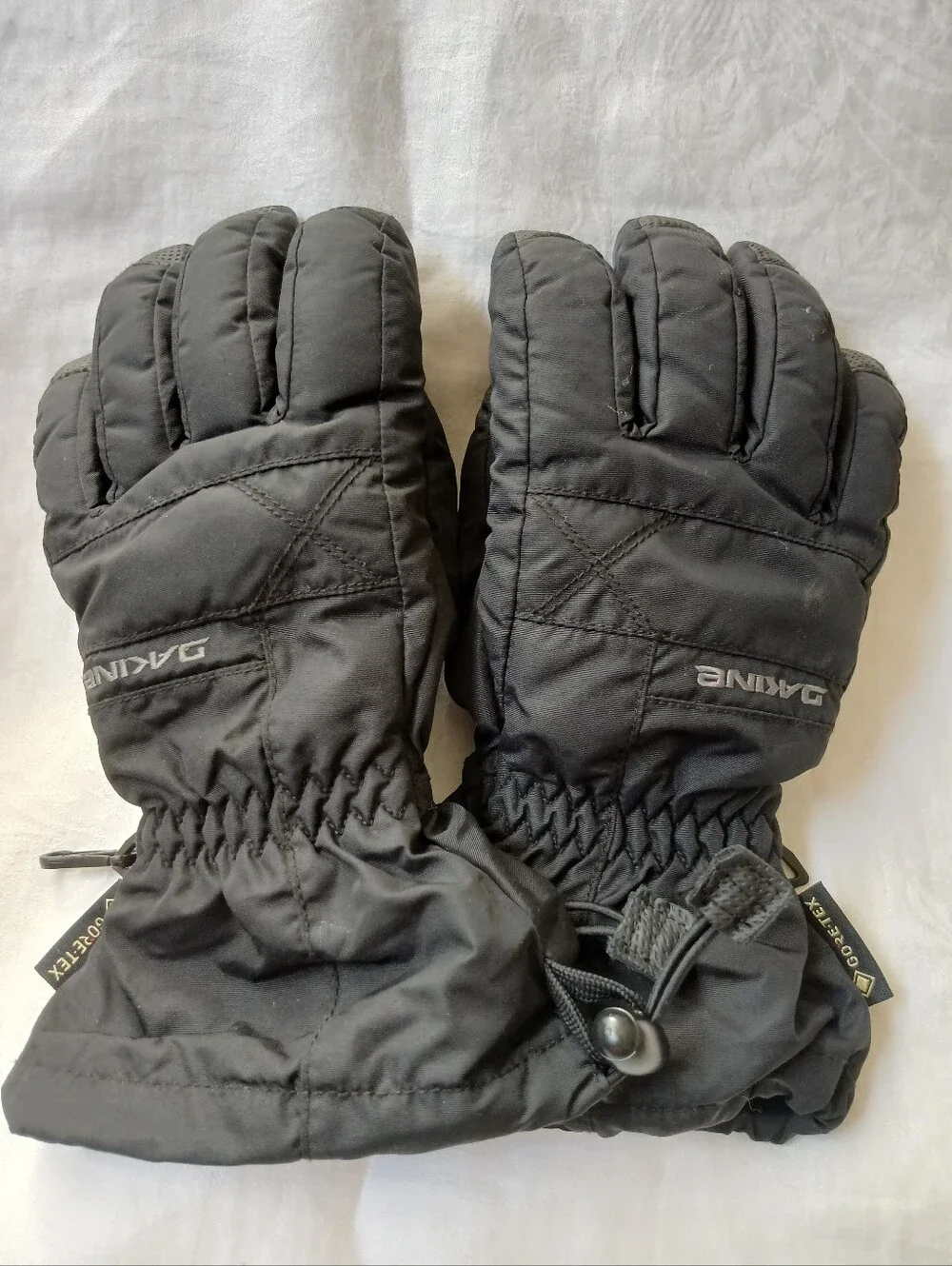 Dakine Goretex Black Youth Gloves Size Large 8-10 Years